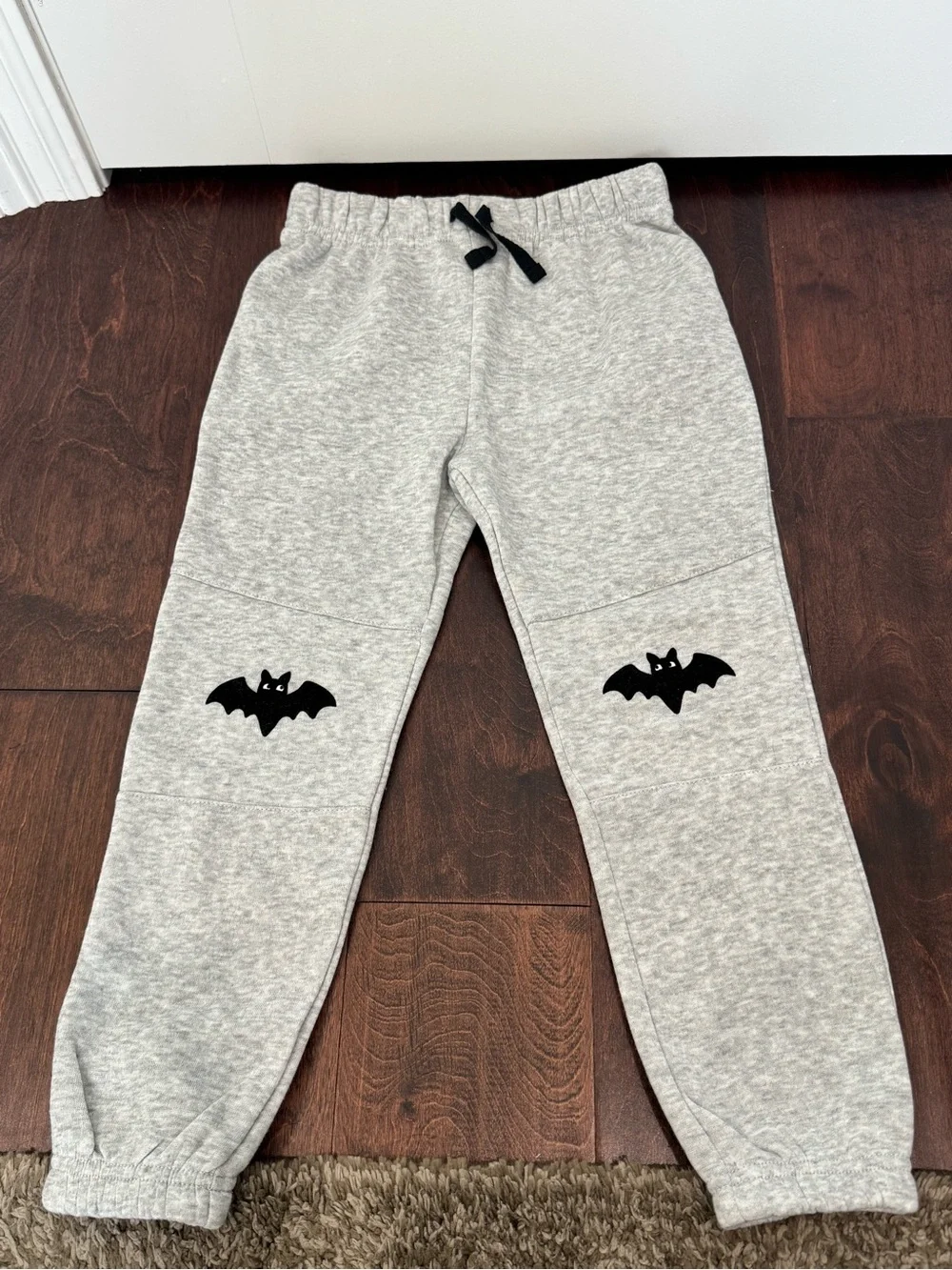 NEW Toddler 2-Piece Halloween Outfit Set Gray Sweatsuit Sweatshirt & Pants Bats